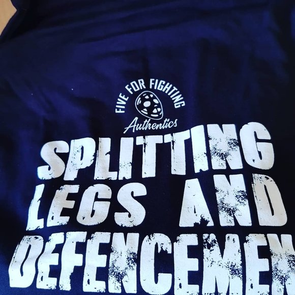 SPLITTING LEGS AND DEFENCEMEN SINCE 1984 TEE'S - Picture 4 of 9